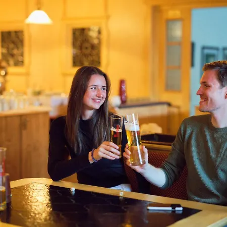 Pinzgauerhof By Alpeffect 3* 滨湖采尔