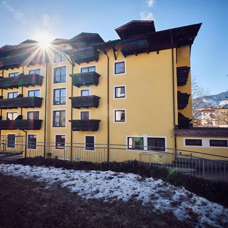 Pinzgauerhof By Alpeffect Otel Zell am See