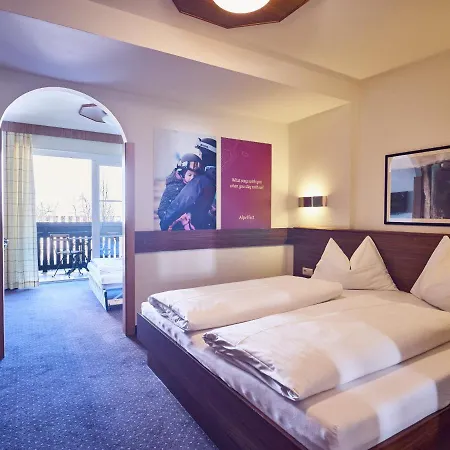 Pinzgauerhof By Alpeffect 3* Zell am See