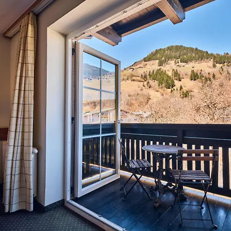 Pinzgauerhof By Alpeffect Hotel 3*