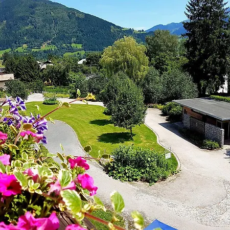 Hotel Pinzgauerhof By Alpeffect 3*