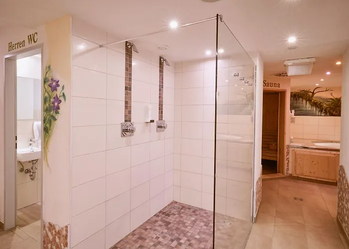 Pinzgauerhof By Alpeffect Hotel 3*